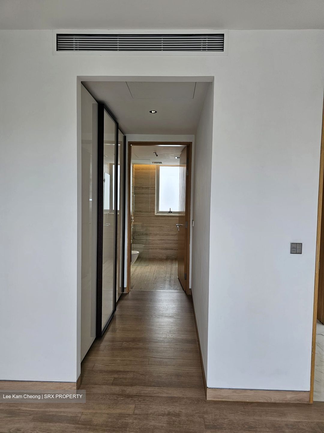 White House Residences (D10), Condominium #558171651